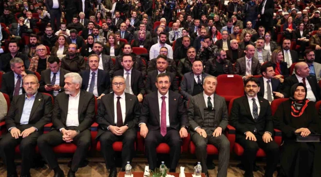 Cumhurbaşkanı Yardımcısı Cevdet Yılmaz: Diyarbakır’da Huzur ve Emniyet İçindeyiz